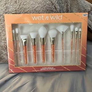 Wet n wild makeup brush set